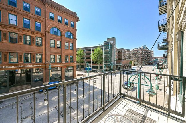 206 - 205 N Water Street, Condo with 2 bedrooms, 2 bathrooms and null parking in Milwaukee WI | Image 28
