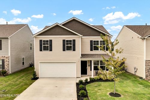 9317 Avian Forest Ln, Heiskell, TN, 37754-2219 | Card Image