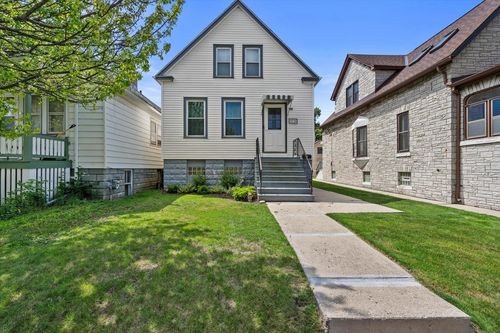 3731 E Barnard Avenue, Cudahy, WI, 53110 | Card Image