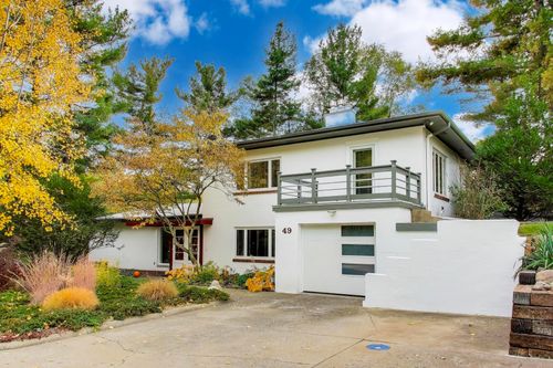 49 Aspen Rd, Ogden Dunes, IN, 46368-1027 | Card Image