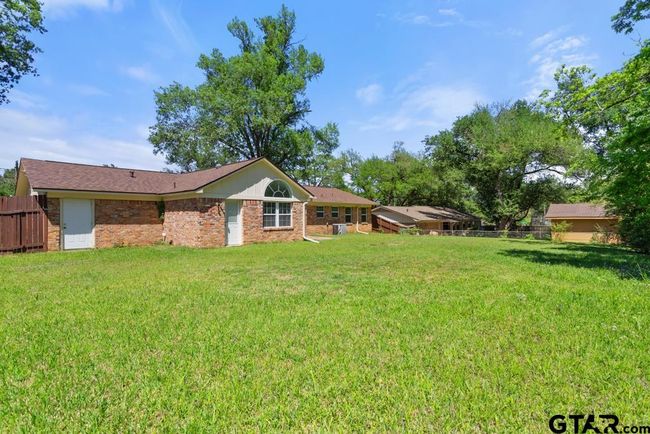 2213 Suanne Dr, House other with 3 bedrooms, 2 bathrooms and null parking in Tyler TX | Image 30