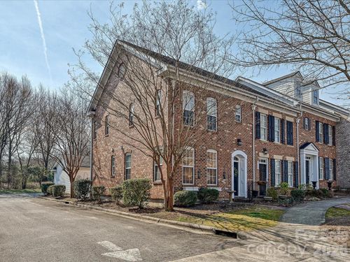 8714 Beaver Creek Dr, Charlotte, NC, 28269-2835 | Card Image