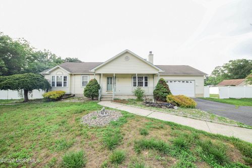 1158 W Wheat Rd, Vineland, NJ, 08360-1926 | Card Image