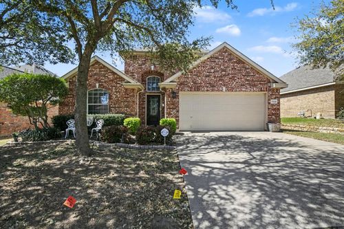 7924 Branch Hollow Trl, Fort Worth, TX, 76123-5001 | Card Image