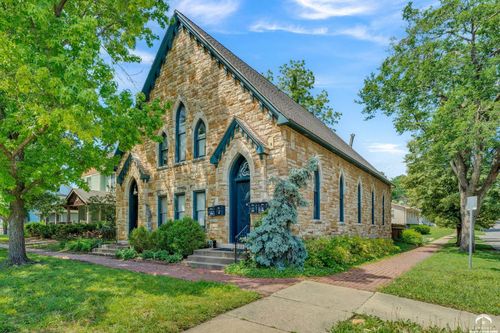 2-1001 Kentucky Street, Lawrence, KS, 66044 | Card Image