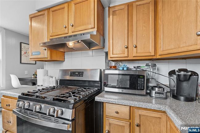 1010 Paterson Plank Rd, Home with 6 bedrooms, 3 bathrooms and null parking in North Bergen NJ | Image 25