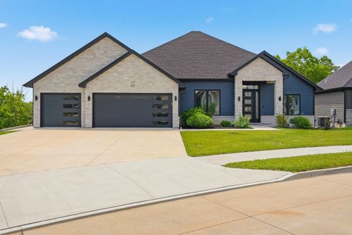 613 Angels Rest Way, COLUMBIA, MO, 65203-4562 | Card Image