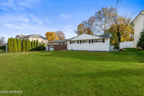 881 Red Oaks Dr, Long Branch, NJ, 07740-4809 | Card Image