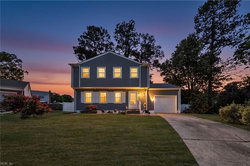 101 Hazelwood Ct, Newport News, VA, 23608-1337 | Card Image