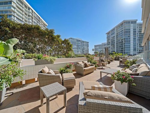 unit-101-1760 Avenida Del Mundo, Coronado, CA, 92118-3036 | Card Image