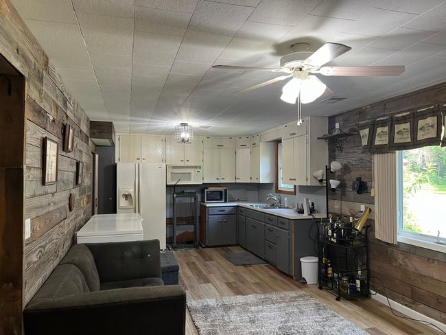 39747 191 St Ave, House other with 4 bedrooms, 2 bathrooms and null parking in Le Center MN | Image 15