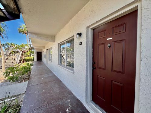 a104-9221 Tudor Dr, TAMPA, FL, 33615-3780 | Card Image