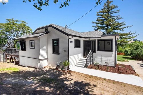 3280 Ohlone Way, Fairview, CA, 94541-4584 | Card Image