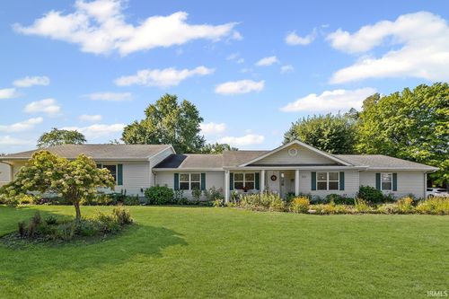 301 E Sycamore St, Attica, IN, 47918-1816 | Card Image