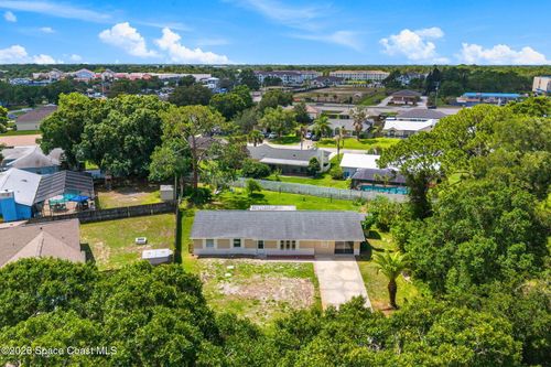986 Jettie St Ne, Palm Bay, FL, 32907-3266 | Card Image