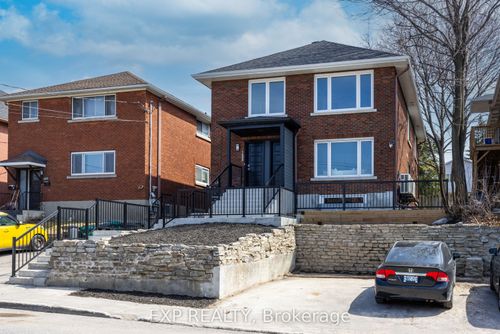 142 Young St, Ottawa, ON, K1Y3P9 | Card Image