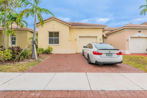 2230 Ne 37th Rd, Homestead, FL, 33033 | Card Image