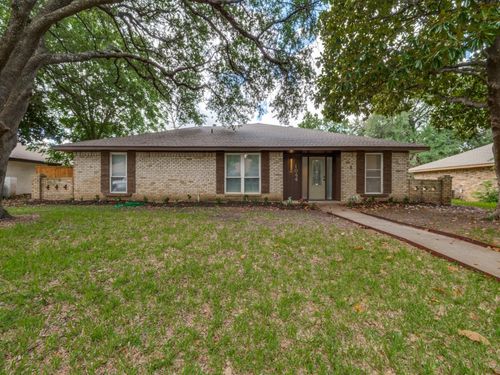 1044 Peach Ln, DeSoto, TX, 75115-4122 | Card Image