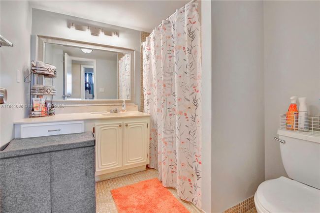 APT-461 - 3651 Environ Blvd, Condo with 2 bedrooms, 2 bathrooms and null parking in Lauderhill FL | Image 13