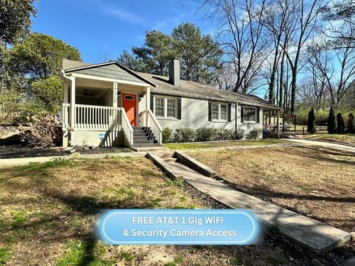 1770 Springview Rd Nw, Atlanta, GA, 30314-1811 | Card Image
