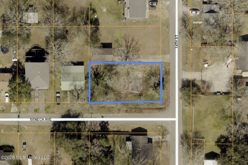 1017 14th St, Pascagoula, MS, 39567-1412 | Card Image