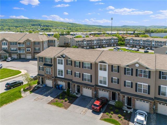 Pioneer Dr, Macungie, PA 18062