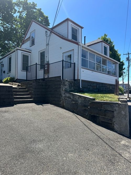 1-207 Washington St., Quincy, MA, 02169 | Card Image