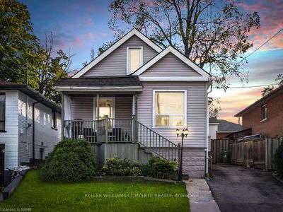 342 Queensdale Ave E, House other with 3 bedrooms, 2 bathrooms and 3 parking in Hamilton ON | Image 1