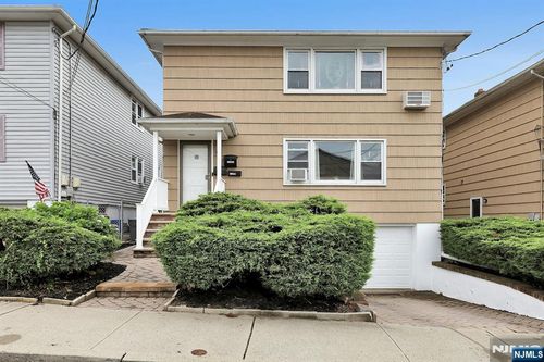 175 Biltmore St, North Arlington, NJ, 07031-5645 | Card Image