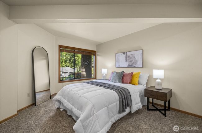 13707 Se 51 St Pl, House other with 4 bedrooms, 4 bathrooms and 2 parking in Bellevue WA | Image 25
