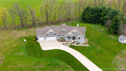5115 Twin Crk Ne, Rockford, MI, 49341-7254 | Card Image