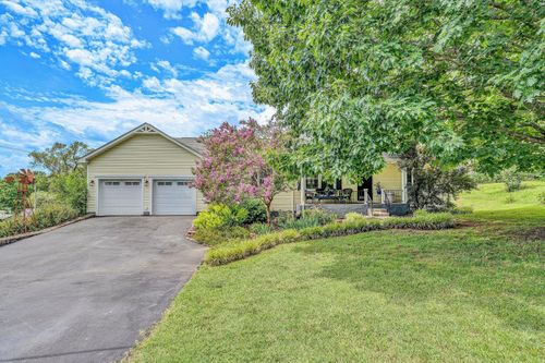 4760 Old Mountain Rd Ne, Roanoke, VA, 24019-5627 | Card Image