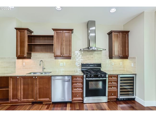 2 - 570 2 Nd St, House attached with 2 bedrooms, 3 bathrooms and 1 parking in Lake Oswego OR | Image 8