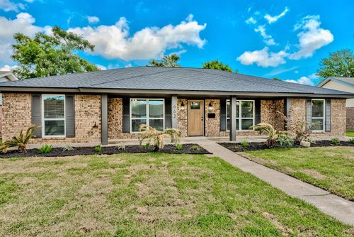 662 Birchwood Dr, Port Neches, TX, 77651 | Card Image
