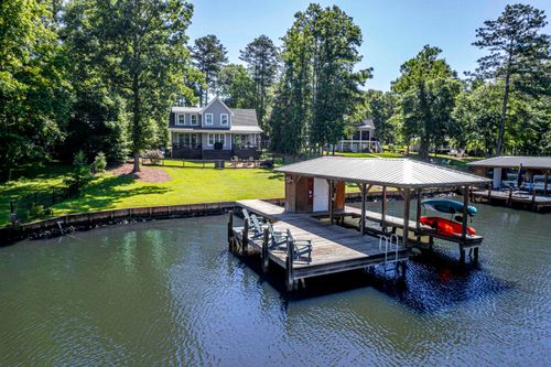 110 Harbour Pt Nw, Milledgeville, GA, 31061-9456 | Card Image