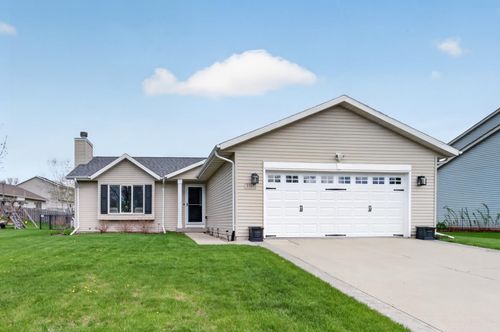 1107 Tara Drive, Sun Prairie, WI, 53590 | Card Image