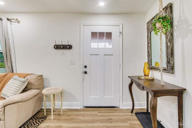 814 W Gonzalez St, House other with 3 bedrooms, 2 bathrooms and 1 parking in Pensacola FL | Image 6