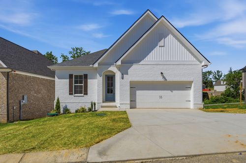 962 Hunters Ln, Springfield, TN, 37172-5222 | Card Image