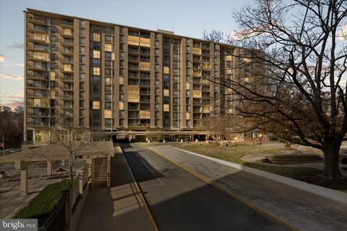 113-4600 S Four Mile Run Dr, ARLINGTON, VA, 22204-3509 | Card Image