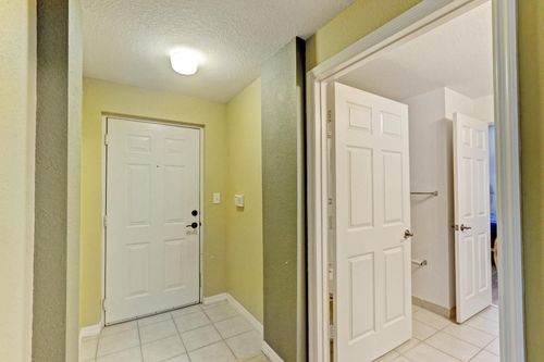 301-2806 Veronia Dr, Palm Beach Gardens, FL, 33410-2923 | Card Image