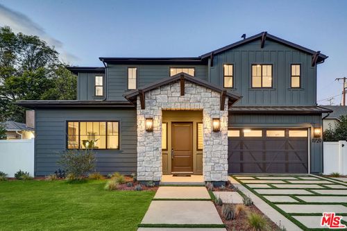 11729 Hartsook St, Valley Village, CA, 91607-3213 | Card Image