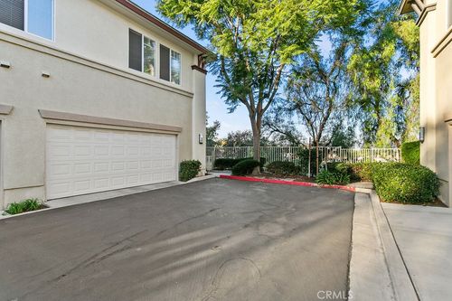 17 Aurora, Aliso Viejo, CA, 92656-7061 | Card Image