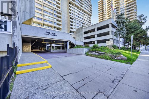 907-500 Laurier Avenue W, Ottawa, ON, K1R5E1 | Card Image
