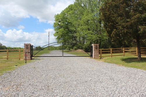 lot-9-Unassigned Grand Oaks Way, Flora, MS, 39071 | Card Image