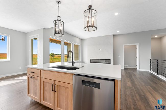 513 N Wildcat Dr, Townhouse with 3 bedrooms, 3 bathrooms and null parking in Sioux Falls SD | Image 19