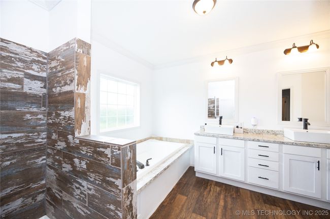 6771 County Road 4151, House other with 4 bedrooms, 3 bathrooms and null parking in Pawhuska OK | Image 20