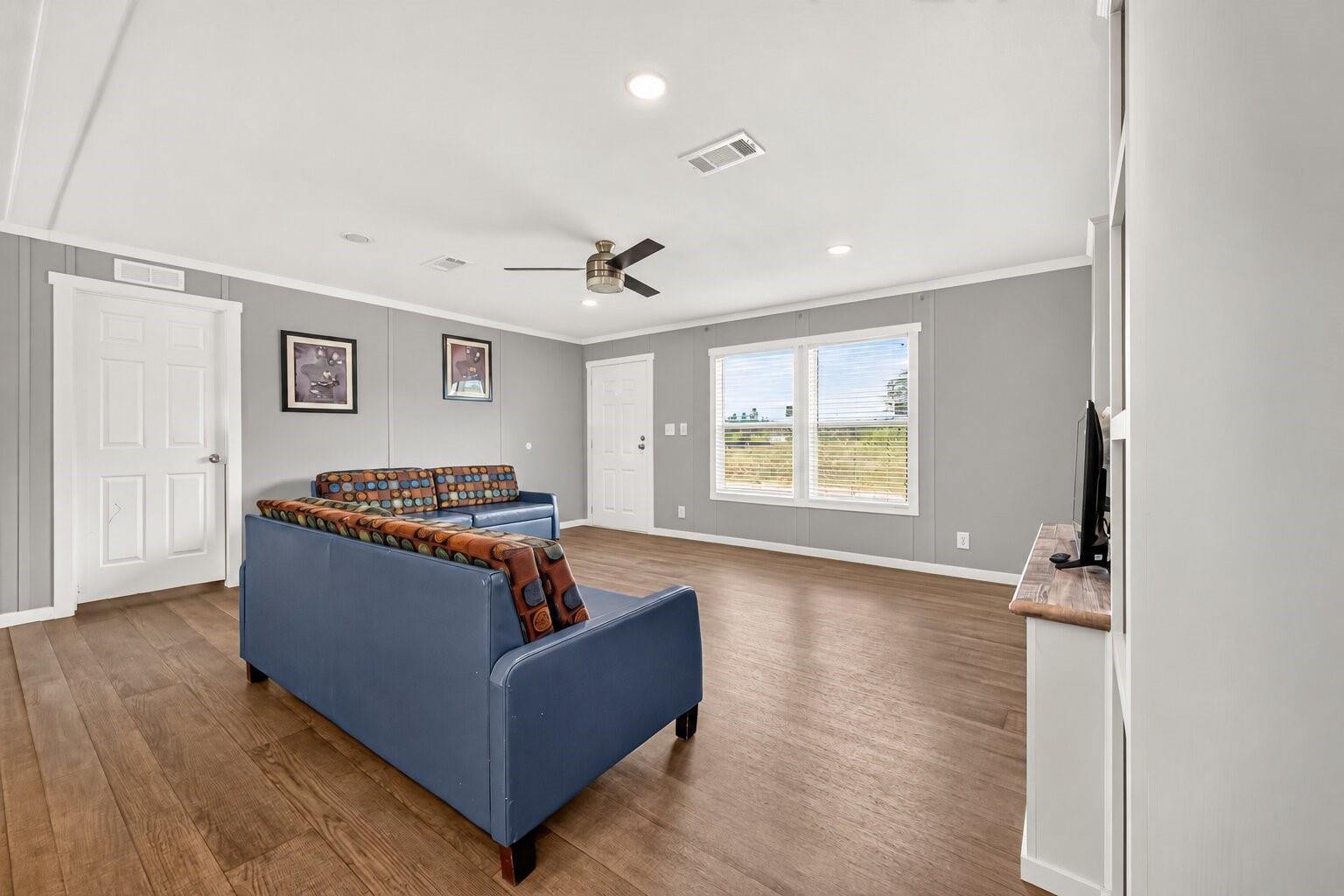 Residential Lease in Cleveland 3