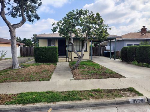 9106 Danby Ave, Santa Fe Springs, CA, 90670-2339 | Card Image