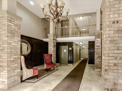 1d-687 Bronx River Rd, Yonkers, NY, 10704-1707 | Card Image