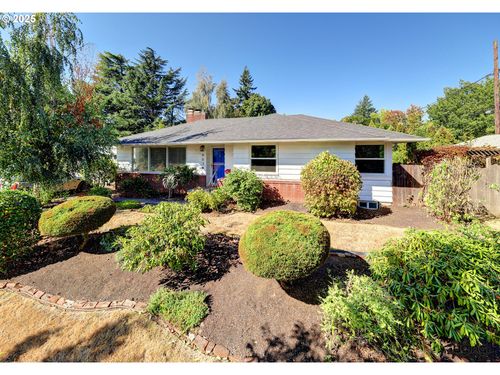 903 Ne 127th Ave, Portland, OR, 97230-2422 | Card Image